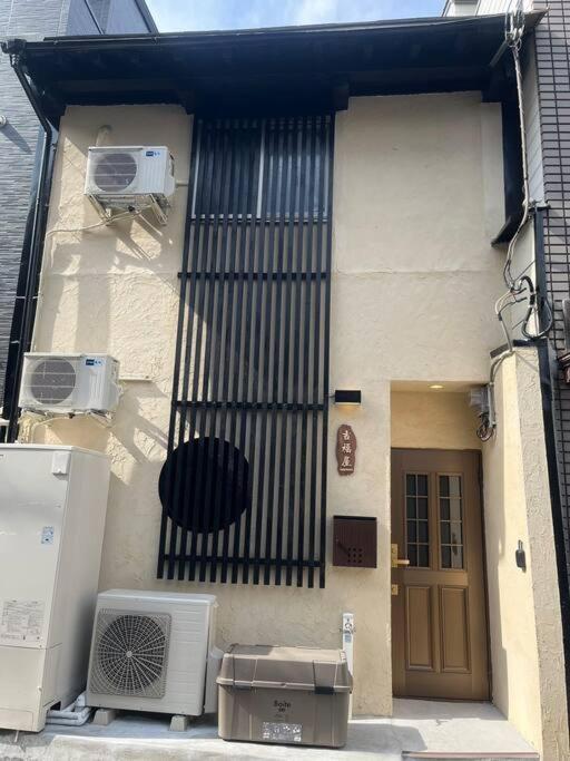 吉福屋/机场直达/3分步行地铁jr/14分usj/心斋桥/難波 Villa Osaka Buitenkant foto