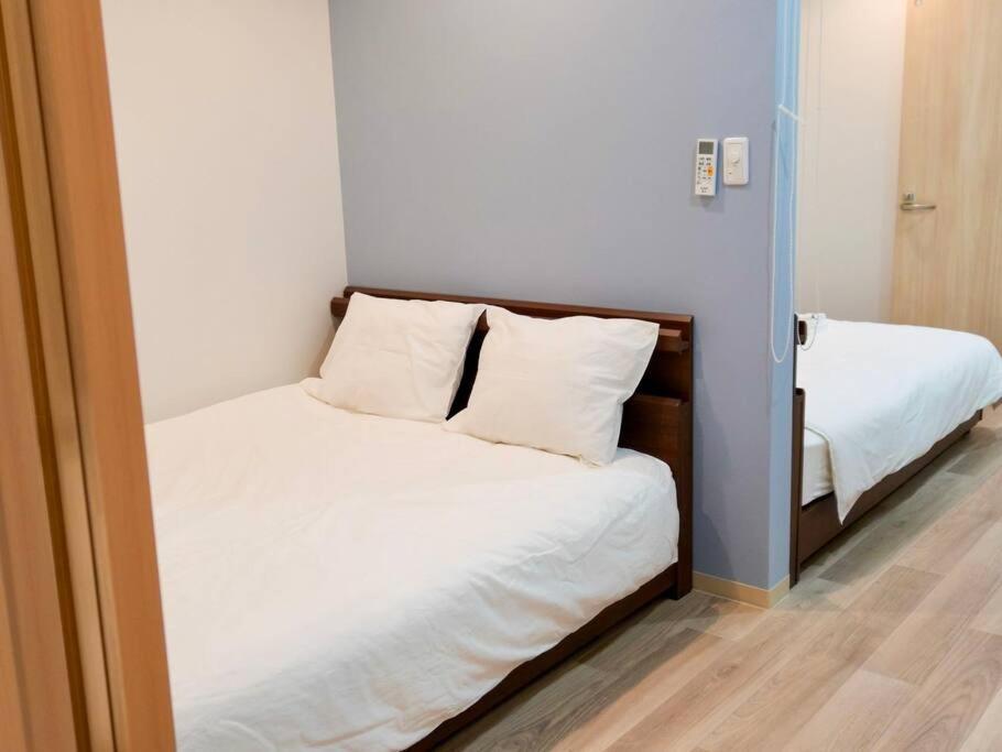 吉福屋/机场直达/3分步行地铁jr/14分usj/心斋桥/難波 Villa Osaka Buitenkant foto